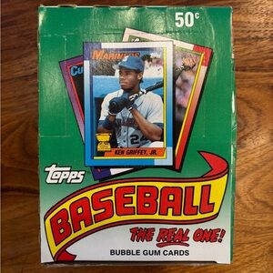 Topps Baseball Card Box - 500+ cards
